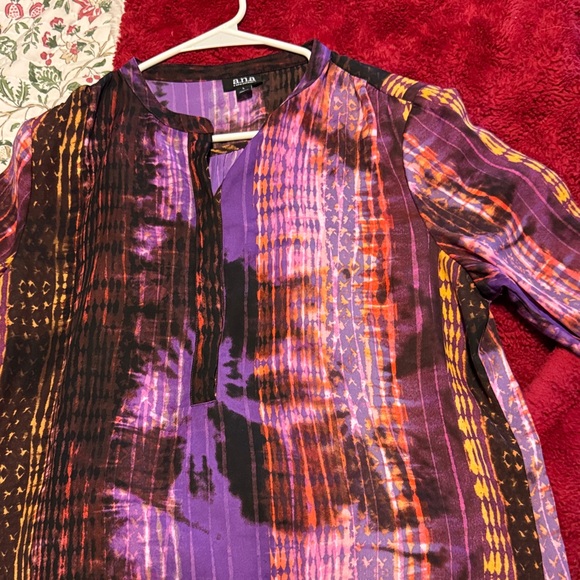 Ada Multicolor Patterned Top - Picture 1 of 4